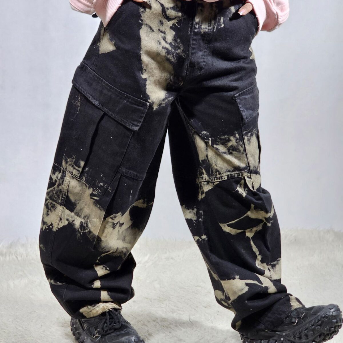 photo_2025-11-08_18-27-59 شلوار بالونی بالنسیاگا - Image 1